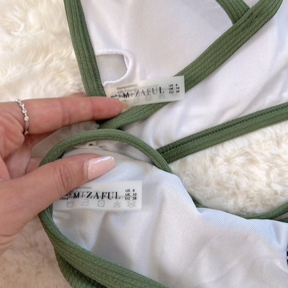 Bikini set | olive green | ribbed | size medium - Picture 4 of 4